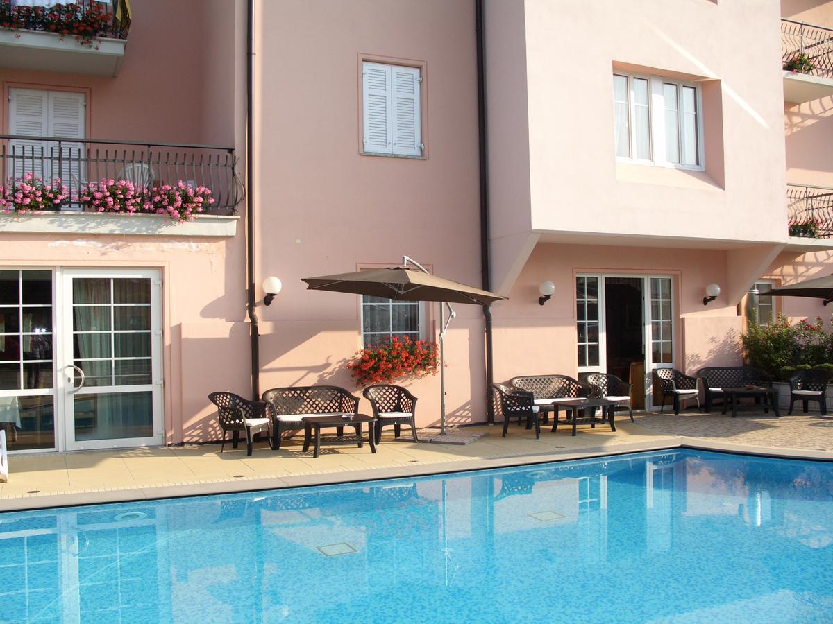 Hotel Bellaria Levico Terme Dış mekan fotoğraf