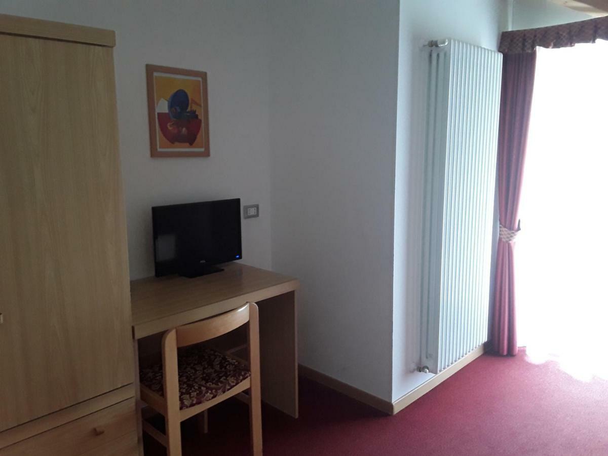Hotel Bellaria Levico Terme Dış mekan fotoğraf